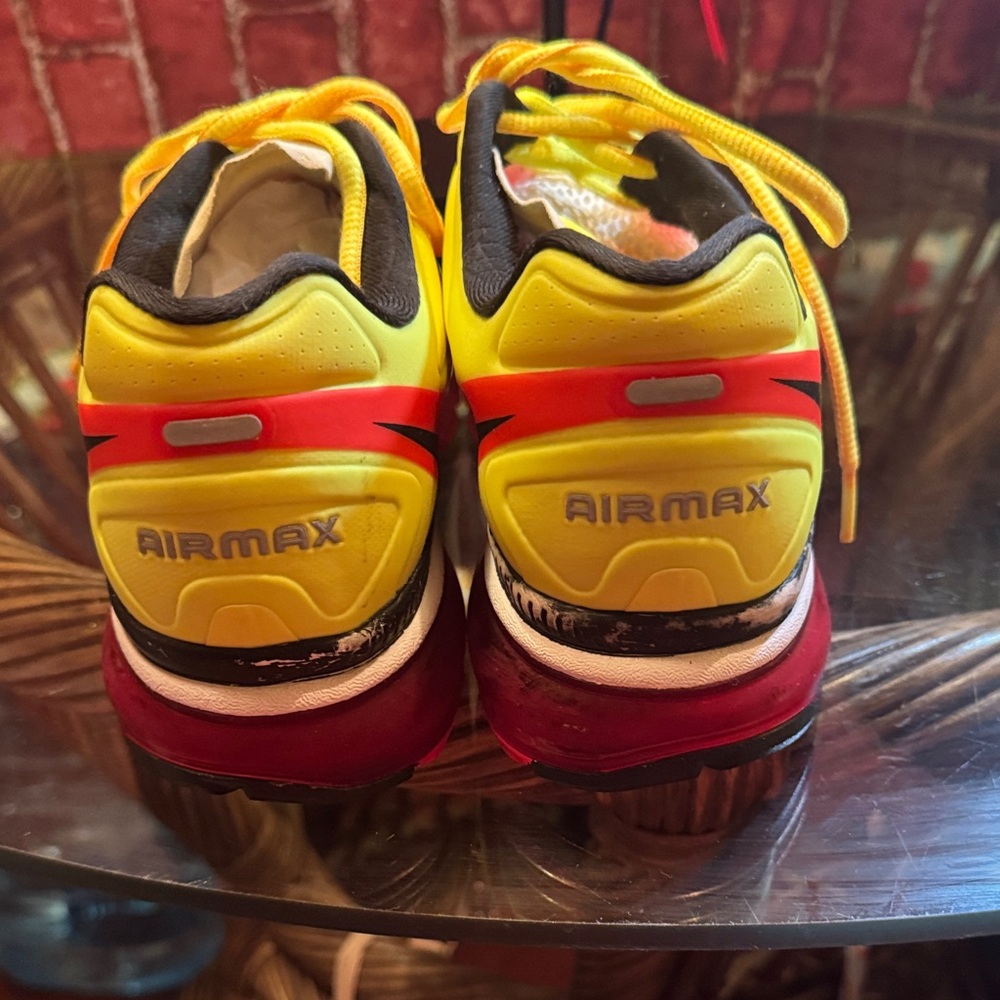 Nike Women's Sneakers Red Yellow White - Picture 3 of 7